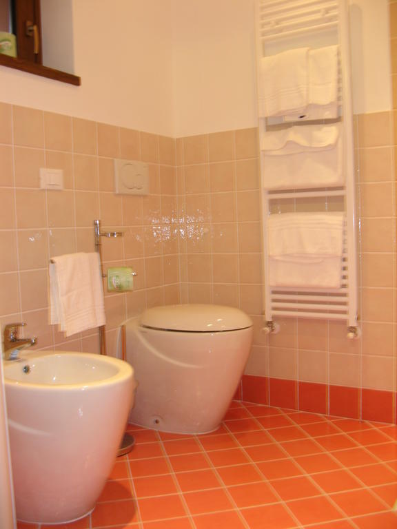 Cividale del Friuli Bosco Romagnoヴィラ 部屋 写真