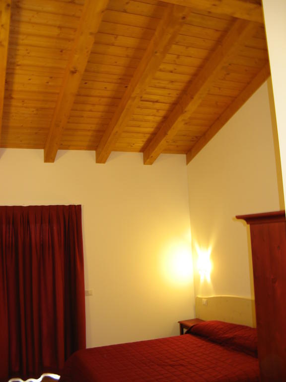 Cividale del Friuli Bosco Romagnoヴィラ 部屋 写真
